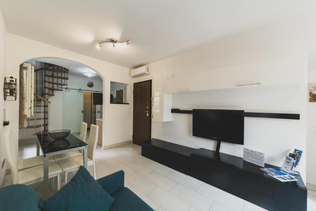 Molly Apartment Porto Santo Stefano  Ngoại thất bức ảnh